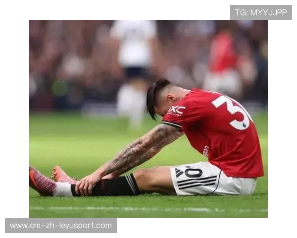 曼联5000万废柴遭清洗，7000万新援加盟引爆更衣室震动，曼联最新引援